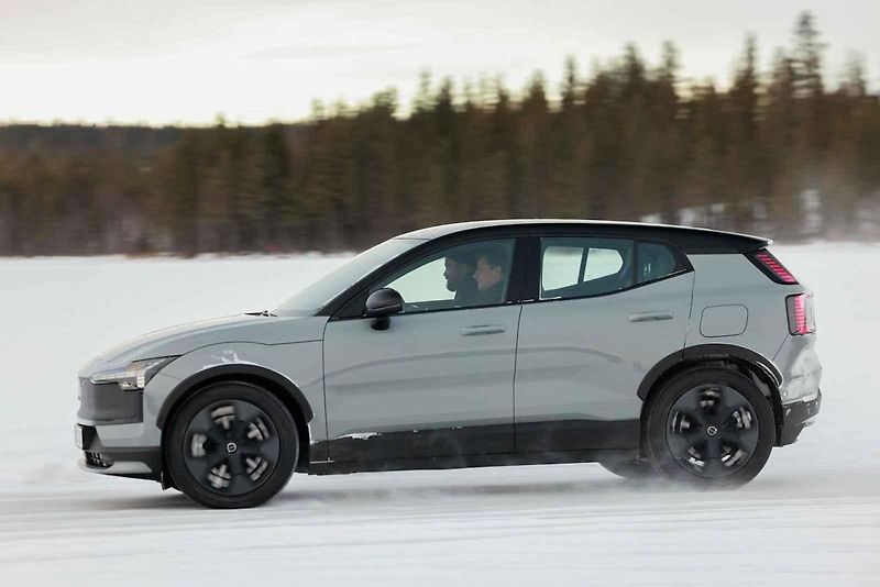 Volvo EX90 je novou vlajkovou lodí elektrické modelové řady.