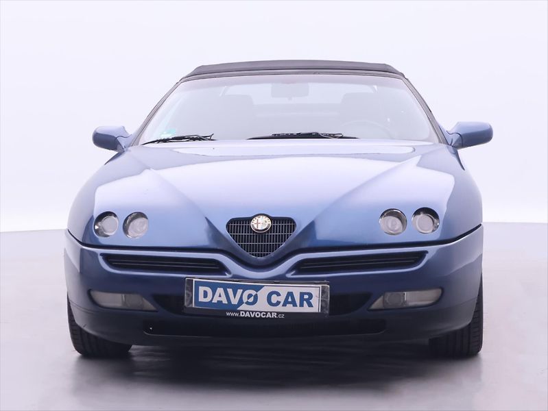 Alfa Romeo Spider 2,0 TS 16V 110kW Klima Kůže - fotka 2 z 27