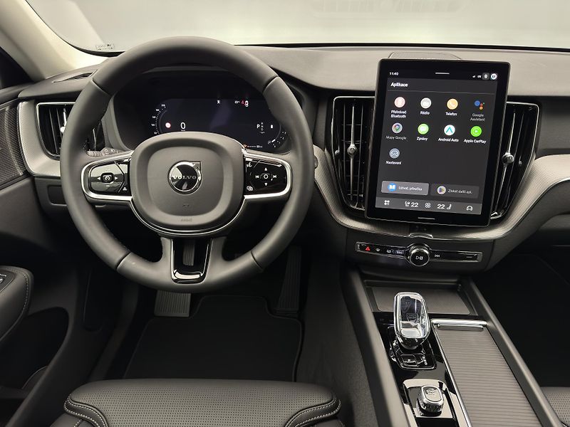 Volvo XC60 (2026) B5 AWD AUT BRIGHT PLUS - fotka 4 z 30