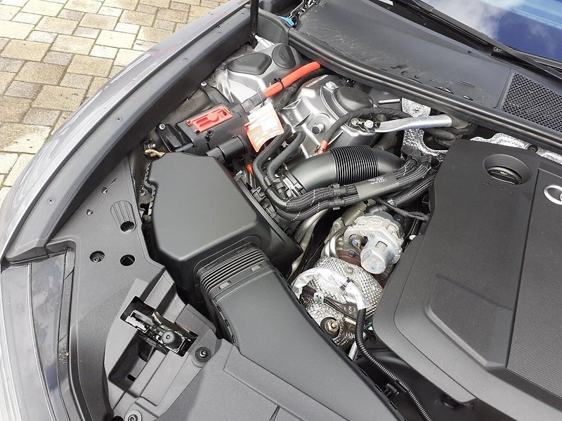 Audi A6 (2021) Avant 2.0 TDi Quattro - fotka 33 z 43