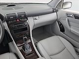 Mercedes-Benz Třídy C (2003) C 240 4MATIC, 4X4, Automat - náhled 8