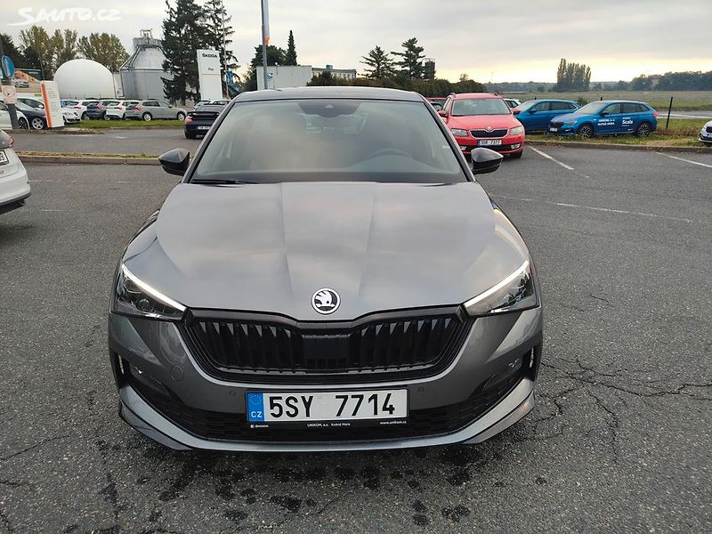 Škoda Scala Monte Carlo 1.5 TSI MAN - fotka 2 z 20