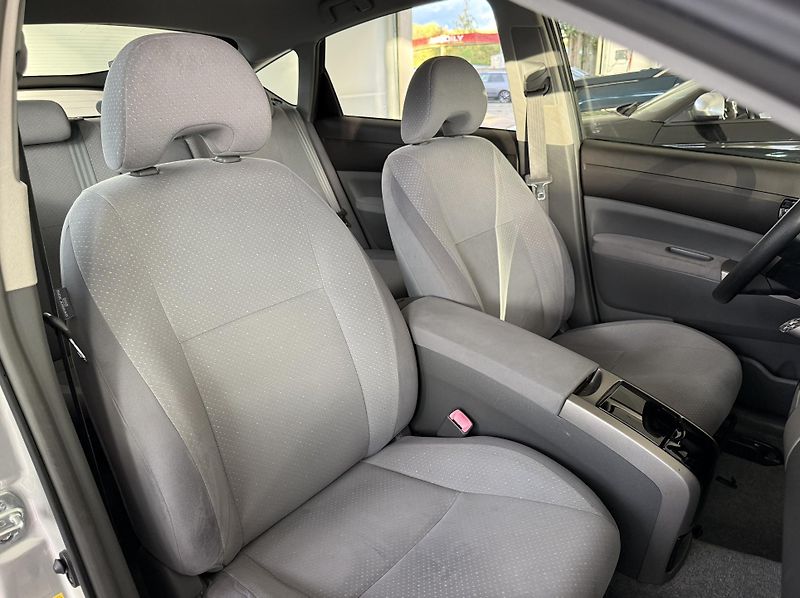 Toyota Prius (2005) - fotka 18 z 24