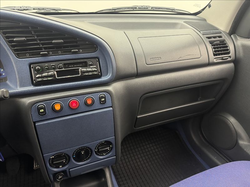 Citroën Berlingo 1,6 i 80kW SERVIS TAŽNÉ KLIMA - fotka 10 z 25