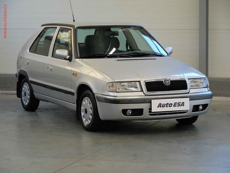 Škoda Felicia (2000) 1.3 i, 1.maj,ČR, servis.kniha - fotografie inzerátu