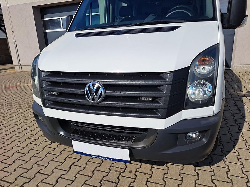 Volkswagen Crafter (2014) 2.0 TDI, 7 míst - fotka 6 z 31