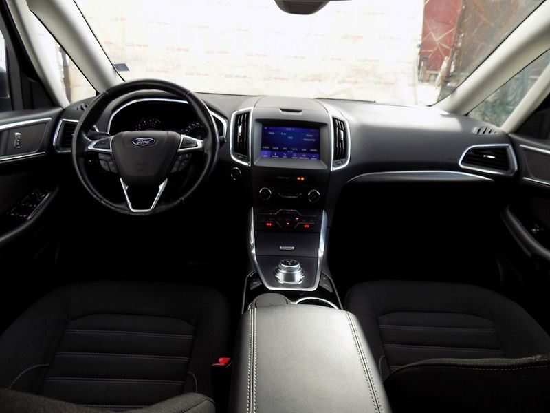 Ford Galaxy (2020) 2.0TDCi/Titanium/7.míst/AT/LED - fotka 47 z 50