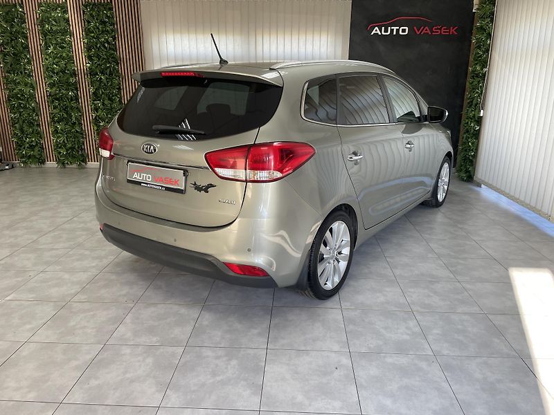 Kia Carens 1.7 CRDi ČR 1.MAJ. TOP  - fotka 11 z 28