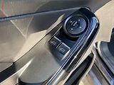 Ford Fiesta (2015) 1.0 EB, Titanium, výhřev sed - náhled 14