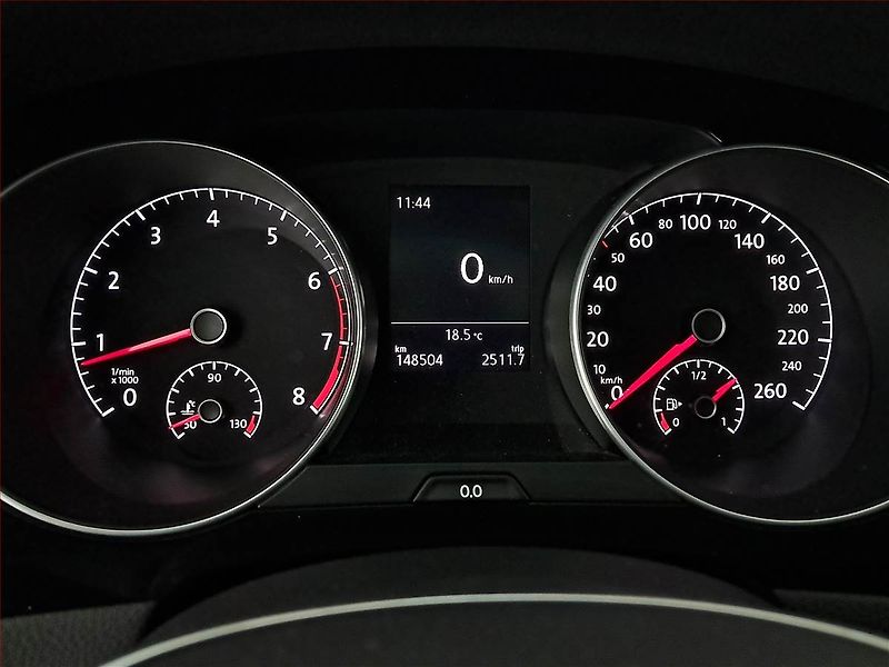 Volkswagen Golf Sportsvan (2014) 1.4 TSI, ČR,1.maj, Bi-Xenony - fotka 11 z 19