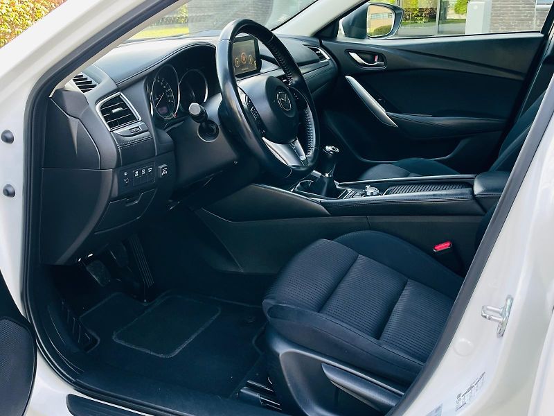 Mazda 6 2.0i 1.MAJITEL SERVISKA LPG - fotka 31 z 48