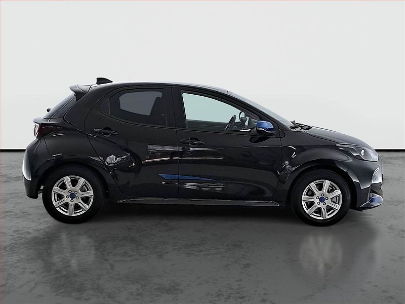 Toyota Yaris (2022) 1.5 VVT-i Hybrid - fotka 6 z 17