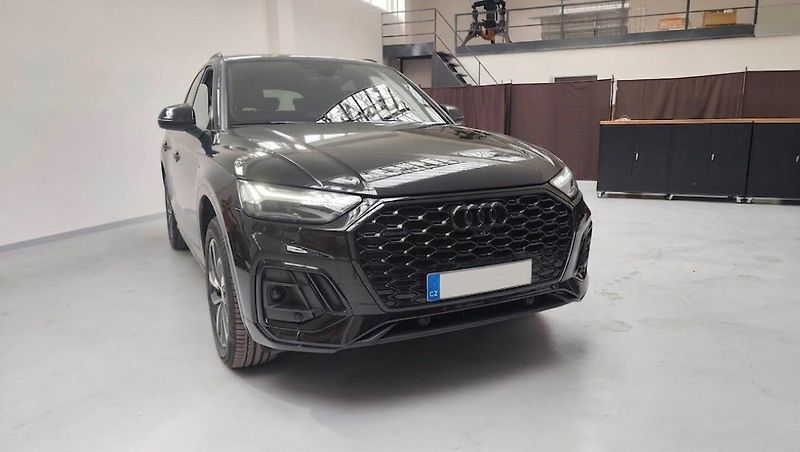 Audi Q5 (2023) Sportback S-line, B&O, Quattro - fotka 12 z 95