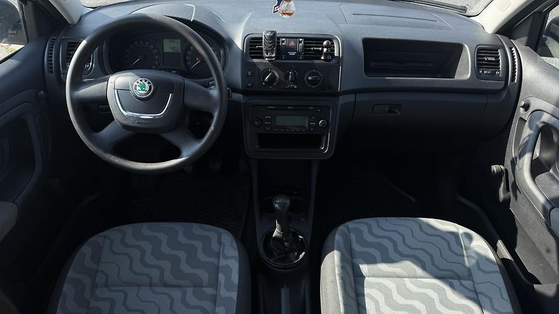 Škoda Fabia (2011) 1.6TDI 66KW KLIMA - fotka 13 z 18