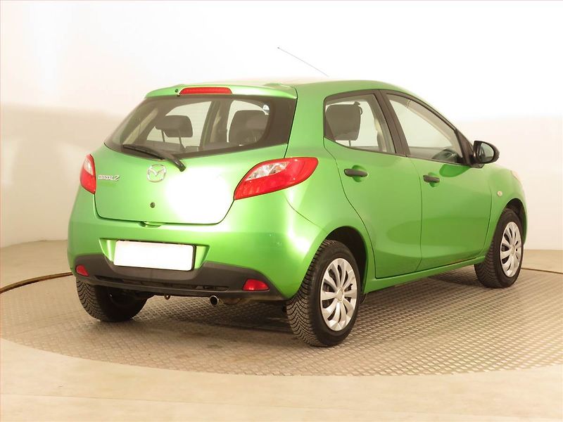 Mazda 2 (2008) 1.4 i, nová STK - fotka 5 z 13