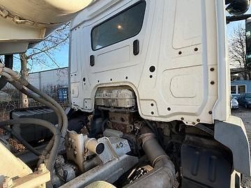 Mercedes-Benz (2019) Arocs 3240 8x4 MIX EURO 6 - fotka 7 z 12