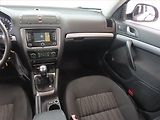 Škoda Octavia (2009) Ambiente Plus 1.9 TDI - náhled 8