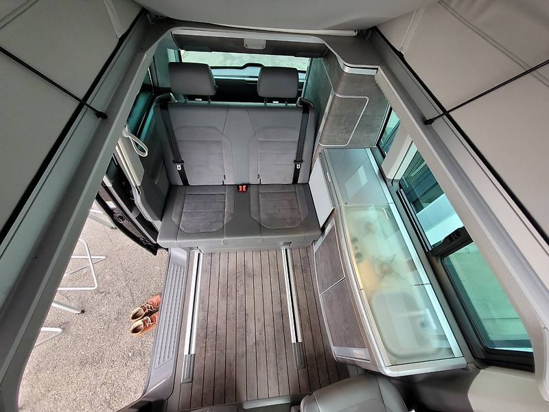 Volkswagen California (2024) 2.0 TDI DSG 4M Ocean UZÁVĚRKA - fotka 54 z 116