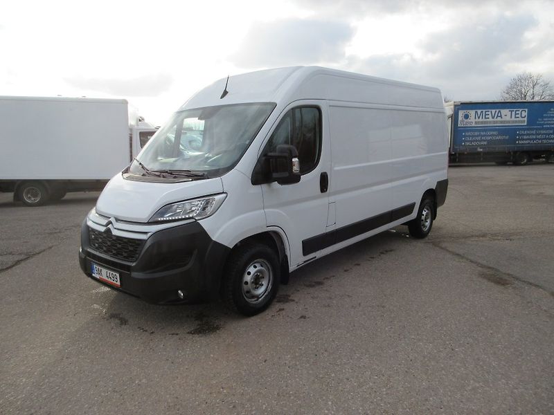 Citroën Jumper L3H2 2.2 Bluehdi Plus - fotka 2 z 18