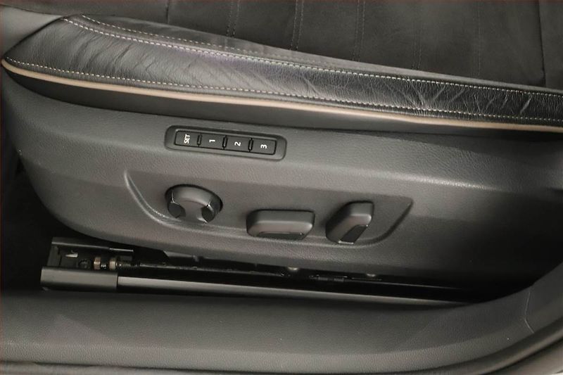 Škoda Superb (2021) 2.0 TDI - fotka 17 z 19