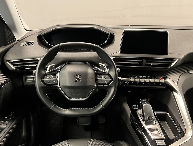 Peugeot 5008 1.5 AT ALLURE BlueHDi 130 S&S - fotka 5 z 19
