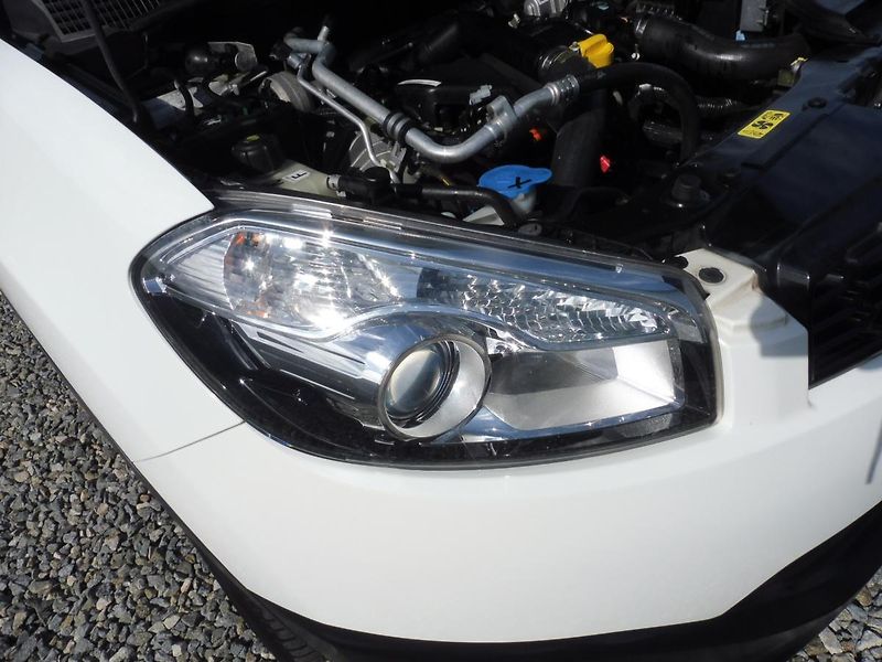 Nissan Qashqai 1.5DCi 110PS NAVI STK TOP STAV - fotka 83 z 189