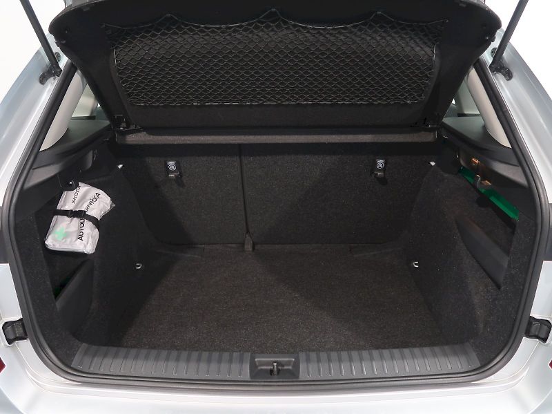 Škoda Kamiq (2025) SELECTION 1.0TSI 85KW - fotka 37 z 38