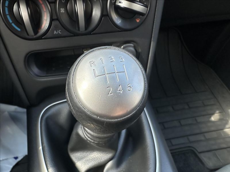 Nissan Qashqai 2,0 +2 4x4 7.Míst - fotka 19 z 25