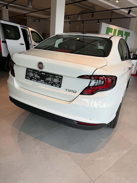 Fiat Tipo (2026) Sedan 1.6 MultiJet  - fotka 5 z 6