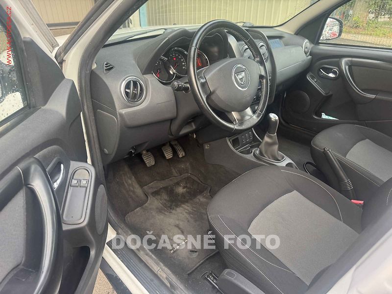 Dacia Duster (2016) 1.6 i, 1.maj,ČR, servis - fotka 3 z 3