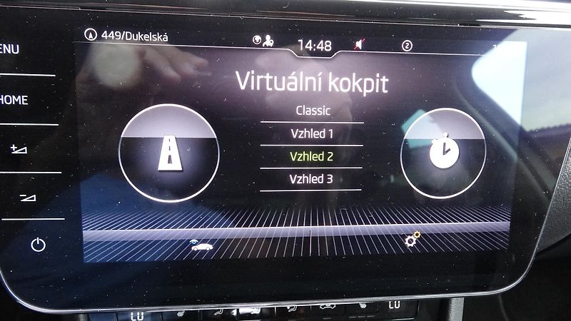 Škoda Superb Kombi 2.0TDi DSG Style plus - fotka 20 z 40