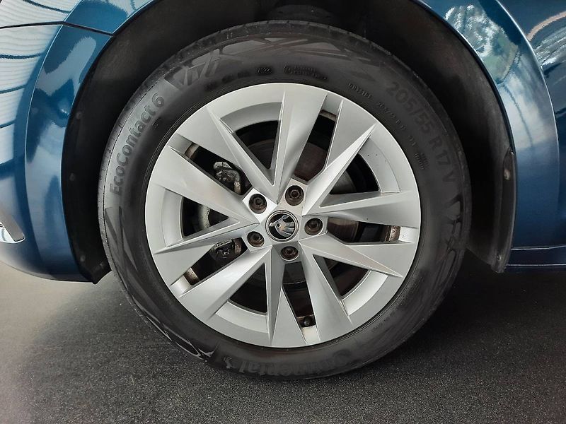 Škoda Octavia (2022) Combi Style Plus 2.0 TDI (110k - fotka 27 z 28