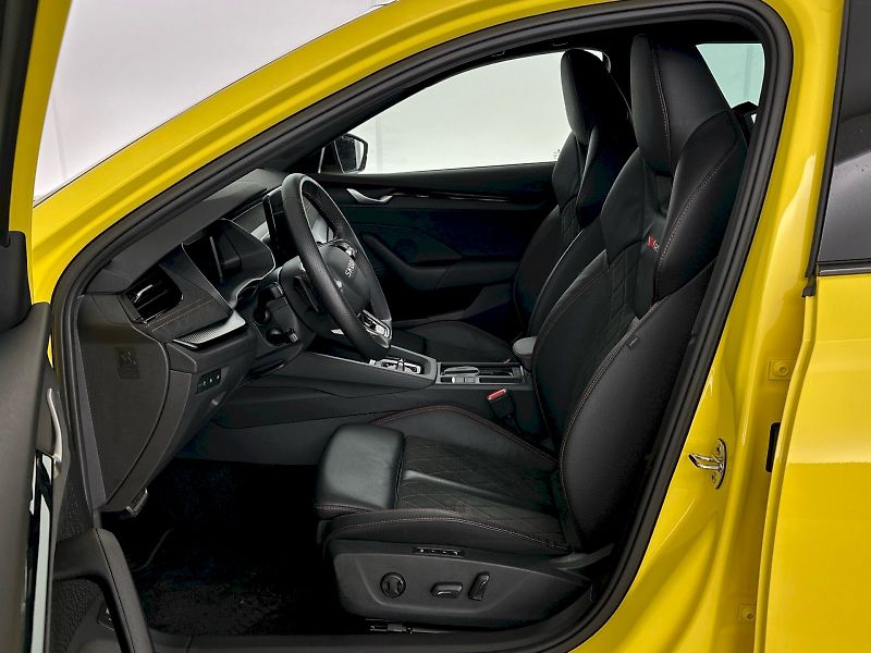 Škoda Octavia (2025) Combi DSG 2.0TSI 195kW RS - fotka 7 z 38