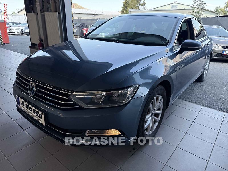 Volkswagen Passat (2015) 1.4TSi, autoAC - fotka 1 z 3