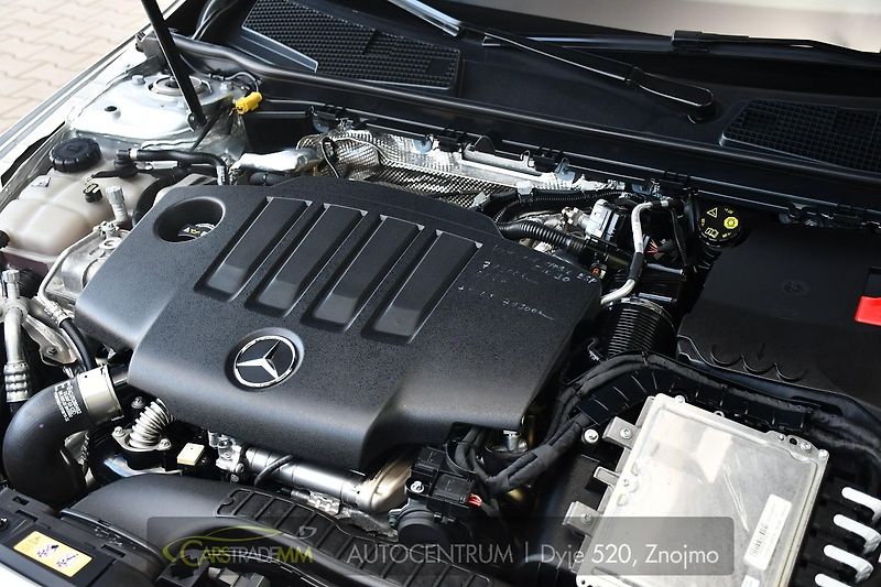 Mercedes-Benz CLA 200d LED A/T NAVI KAMERA - fotka 53 z 54