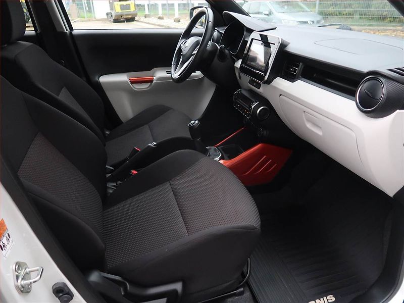 Suzuki Ignis (2019) 1.2 AllGrip, 4X4, Serv.kniha - fotka 9 z 19