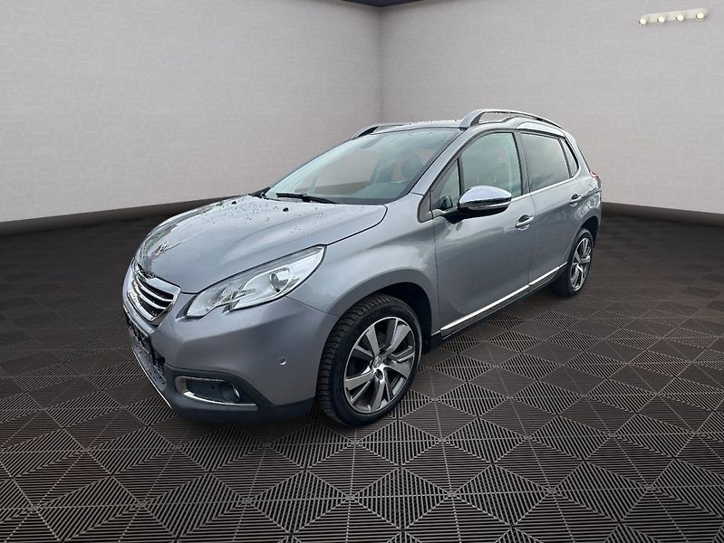 Peugeot 2008 (2016) 1.2T 81kw Allure - fotka 3 z 23