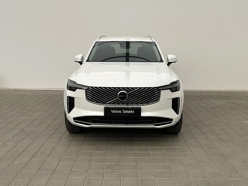 Volvo XC90 2.0 B5 4x4 . - fotka 9 z 26