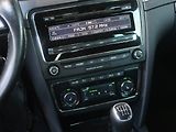 Škoda Superb (2014) 2.0 TDI, Xenony, Tempomat - náhled 12