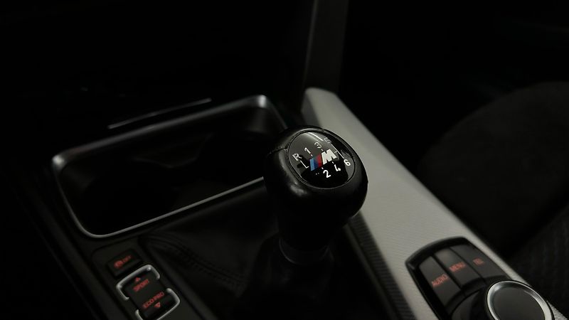 BMW Řada 3 M-PAKET/ 2 SADY GUM - fotka 31 z 44