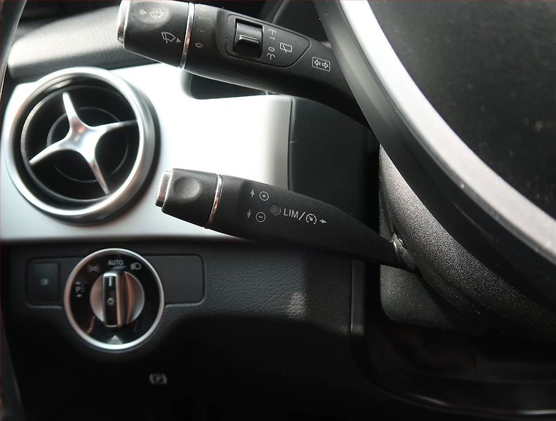 Mercedes-Benz GLK (2015) 220 CDI, 4X4, Automat - fotka 19 z 20