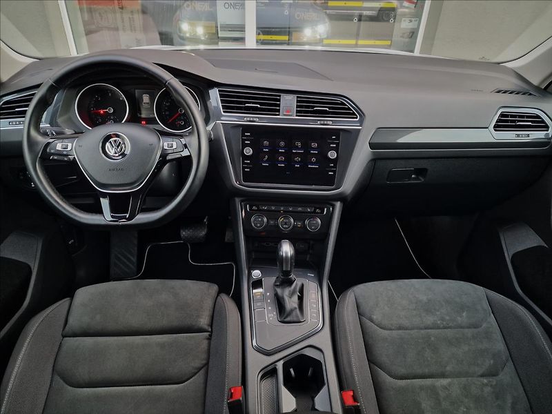 Volkswagen Tiguan 2.0 TDI 110kW DSG Maraton Ed. - fotka 24 z 50