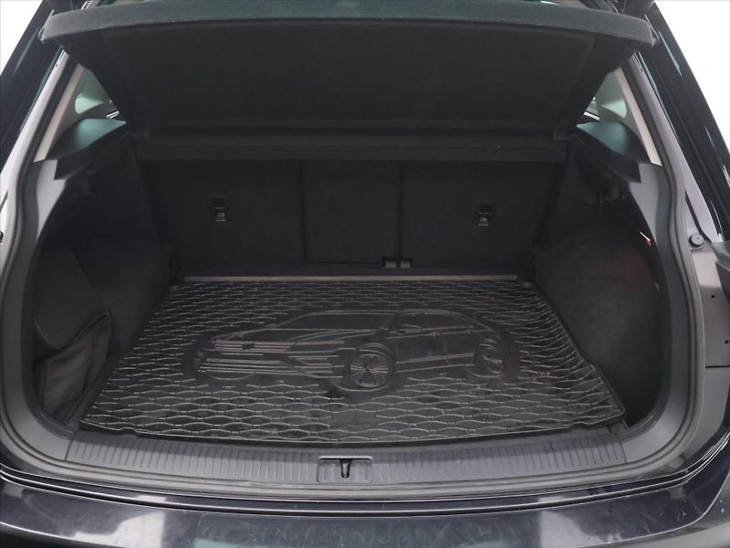 Volkswagen Tiguan 2.0 TDI 110kW 4MOT Highline DP - fotka 10 z 31