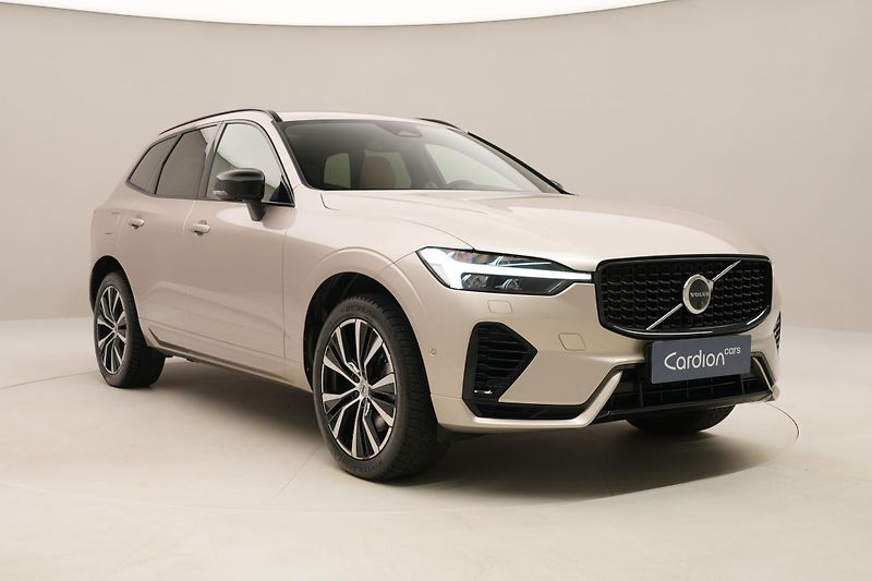 Volvo XC60 T6 AWD RECHARGE DARK ULTIMATE  - fotka 14 z 66