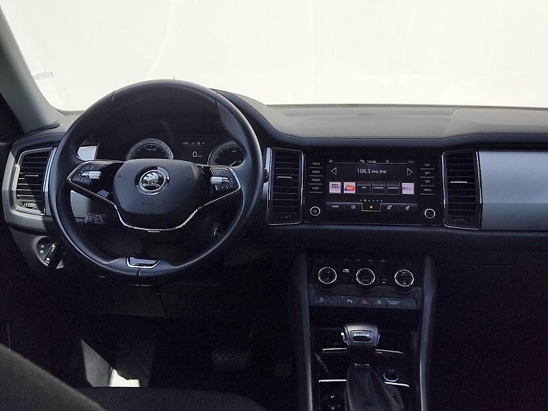 Škoda Kodiaq (2022) Ambition 2,0 Tdi 110 Kw DSg Pa - fotka 6 z 38