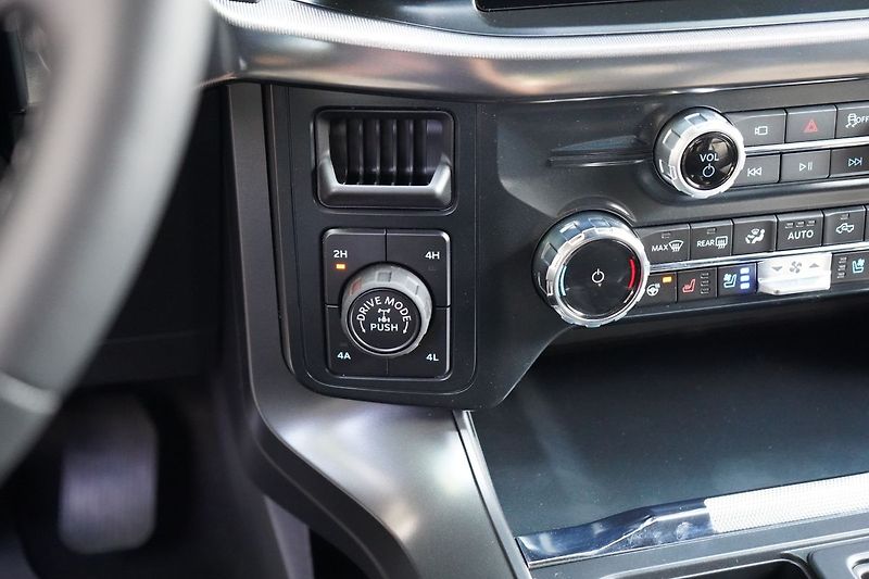 Ford F-150 (2026) Lariat 5,0 298 kW - fotka 42 z 56