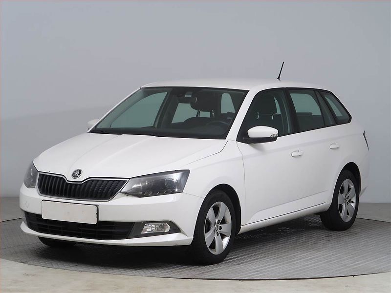 Škoda Fabia (2016) Style 1.4 TDI, Park. senzory - fotka 2 z 14