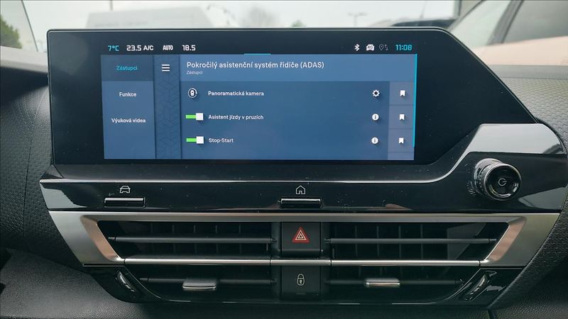 Citroën C4 1,2   96 kw MAX - fotka 11 z 20