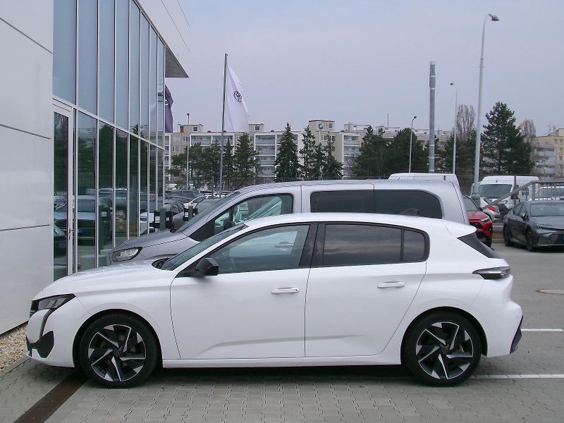 Peugeot 308 ALLURE PACK 1.2 PureTech 96kW - fotka 4 z 14