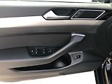Volkswagen Passat 2.0 TDI DSG - náhled 15